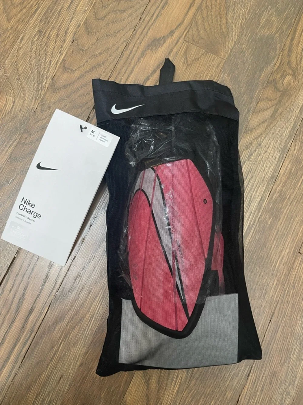 Nike Charge NWT Kids' Soccer Shin Guards - Picture 2 of 8